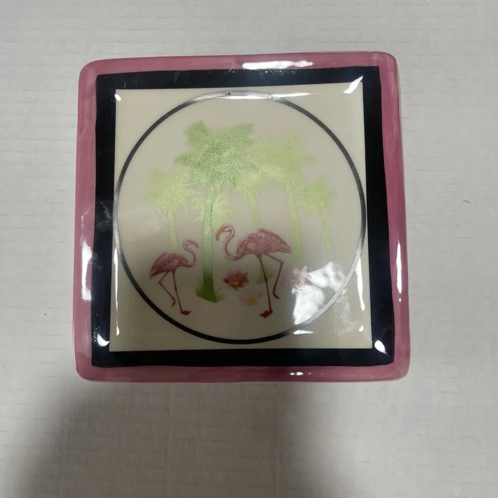 NWT Las Vegas Flamingo Ceramic Decorative Plaque.‎